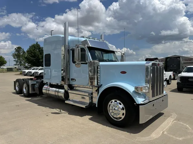 2025 Peterbilt 589b7748dbd33cef3327d83496fc8532844