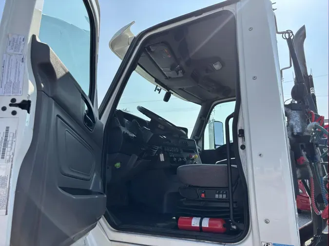 2021 International LT625