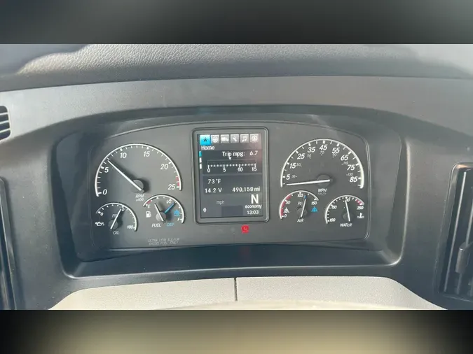 2022 Freightliner Cascadia 126