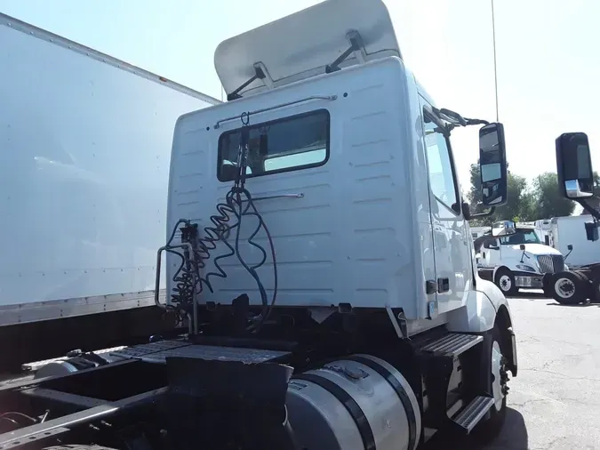 2019 VOLVO VNL64T-300b7792969cf2bddf94e41cb7b41996730