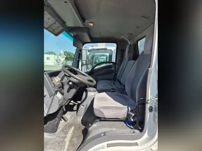 2018 ISUZU NPR HDb7796efdaa2204297f6bd45a7fc72fd3