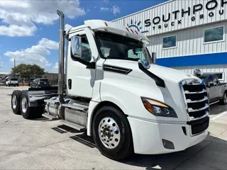 2024 Freightliner Cascadia 126