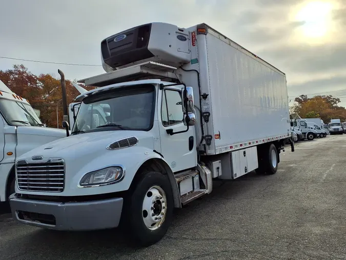 2017 FREIGHTLINER/MERCEDES M2 106b77a3c4bbe612399741e8ef305fb569b