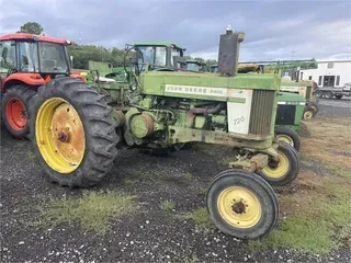 1957 JOHN DEERE 720