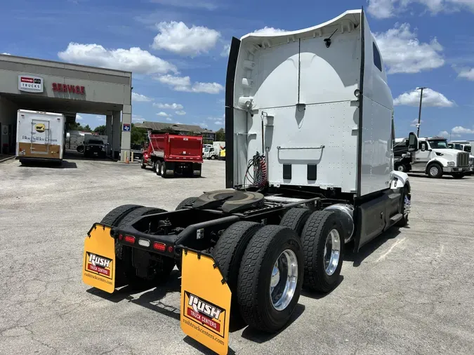 2022 Peterbilt 579