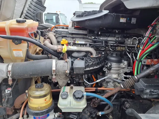 2017 FREIGHTLINER CASCADIA 125