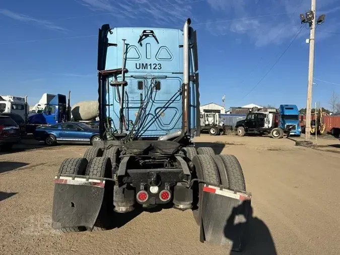 2010 FREIGHTLINER CASCADIA 125b77d709e44274474270478cd0d8d47f5