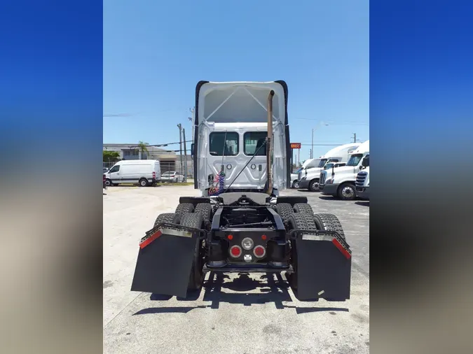 2020 FREIGHTLINER NEW CASCADIA PX12664