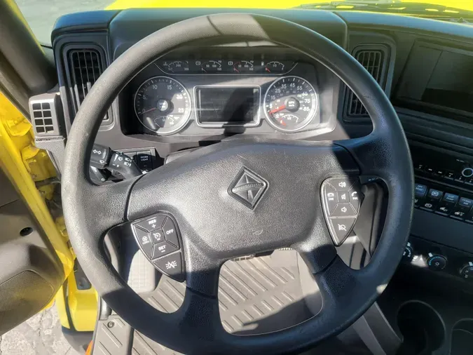 2023 International LT625