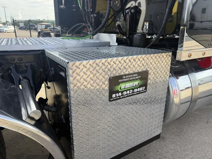 2022 Peterbilt 389b78627adc115e81695708b3731af482f