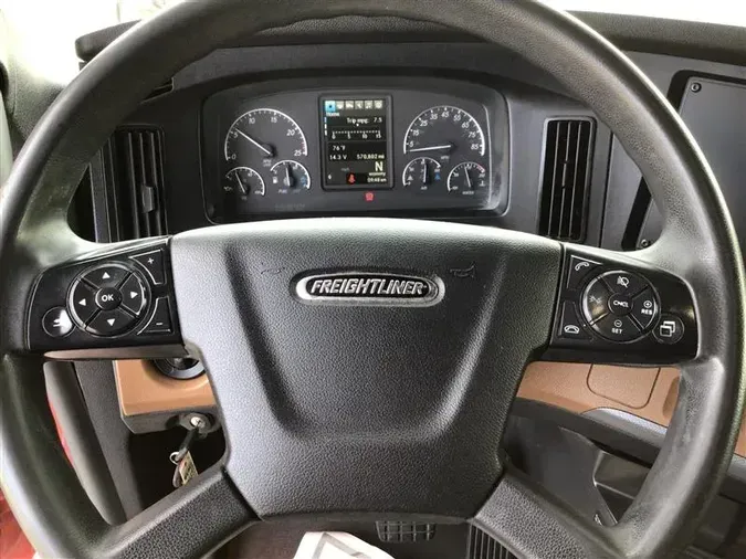 2021 FREIGHTLINER CASCADIA