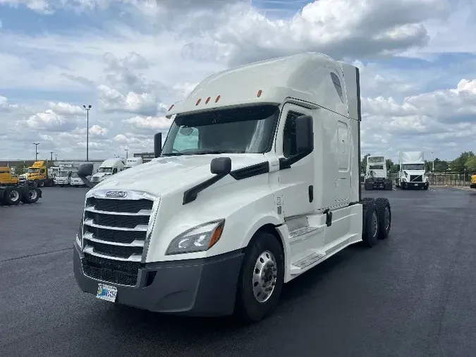 2019 Freightliner T12664ST