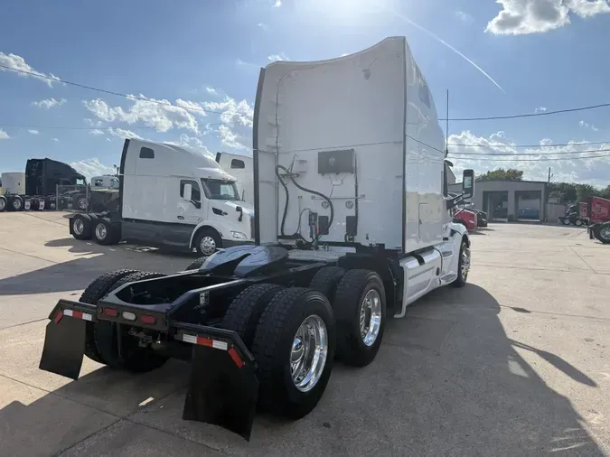 2022 Peterbilt 579
