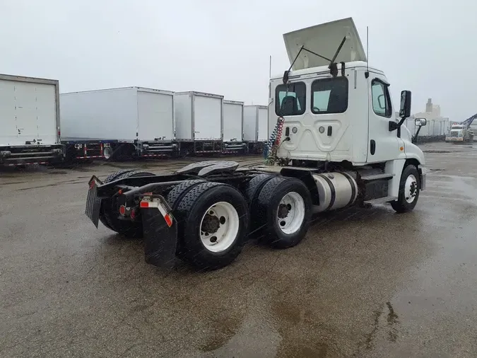 2018 FREIGHTLINER/MERCEDES CASCADIA 125b78c0dcc77f7b4d6d3e8551baeb5728f