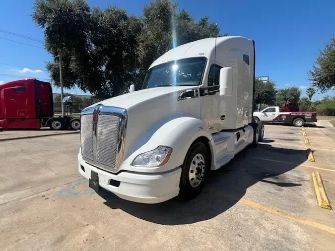 2021 Kenworth T680