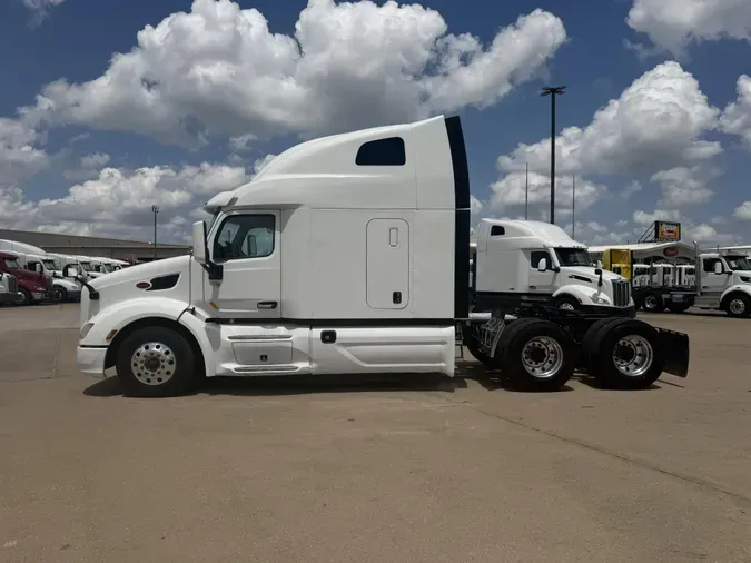 2020 Peterbilt 579b78d751b23e335d58d374e24fa98fd19