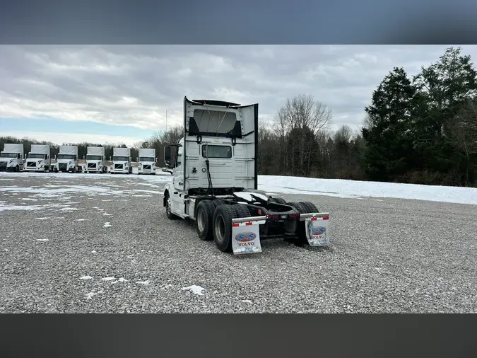 2018 Volvo VNL300