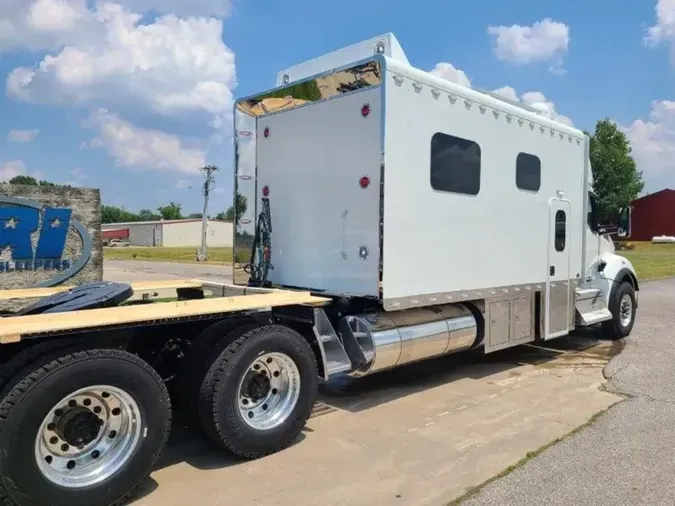 2024 Kenworth T880