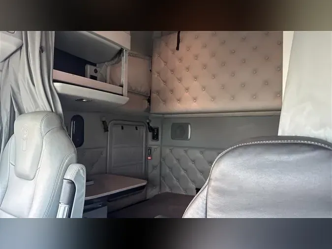 2020 KENWORTH T680