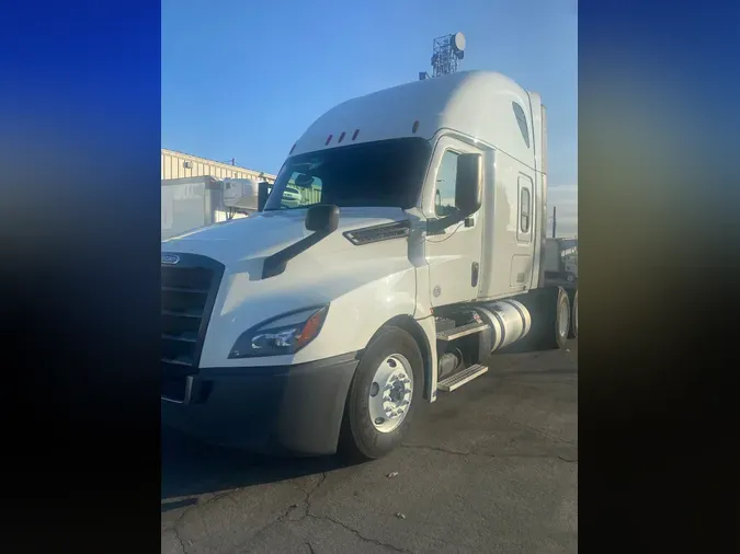 2019 FREIGHTLINER/MERCEDES NEW CASCADIA PX12664