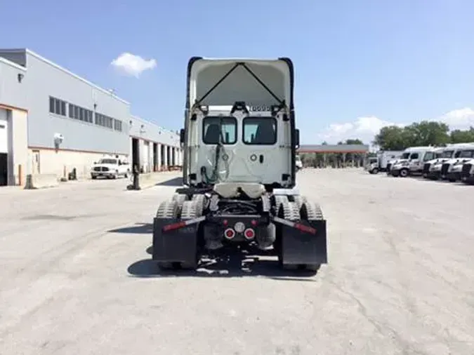 2019 Freightliner Cascadia