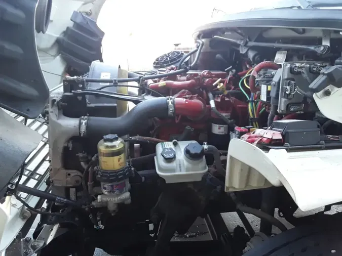 2018 FREIGHTLINER/MERCEDES M2 106