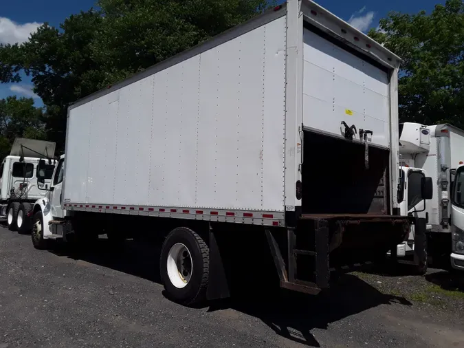 2017 FREIGHTLINER/MERCEDES M2 106