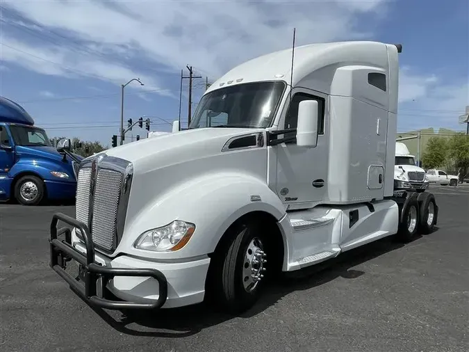 2021 KENWORTH T680