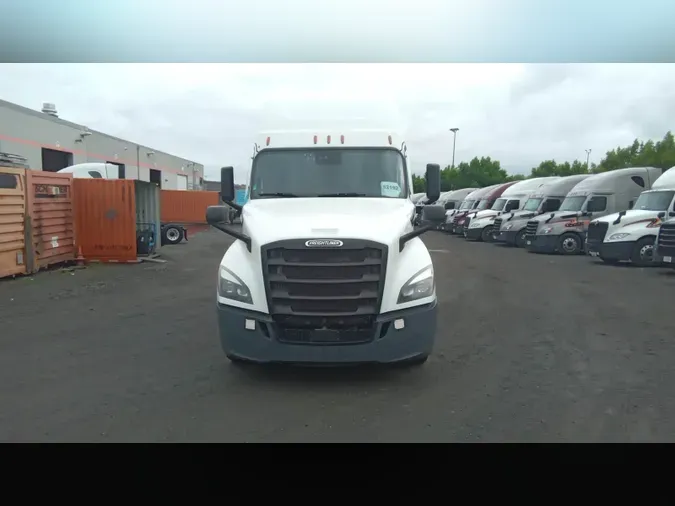 2022 Freightliner Cascadia 126b7a109672a5d4393fdb8edb1f5c44bd6