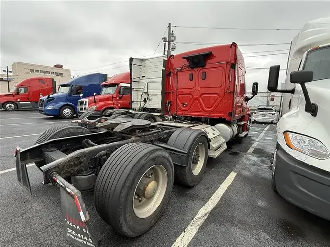 2017 FREIGHTLINER CASCADIA