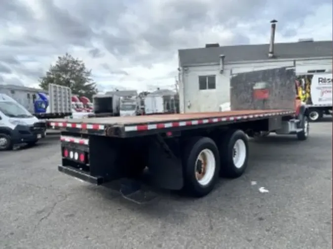 2018 FREIGHTLINER/MERCEDES M2 106