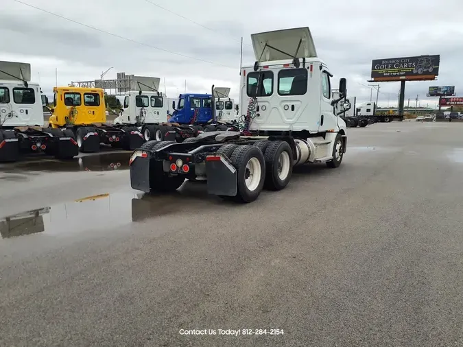 2019 FREIGHTLINER/MERCEDES CASCADIA 125b7afafe3cd69f1723f28990a11d126cd