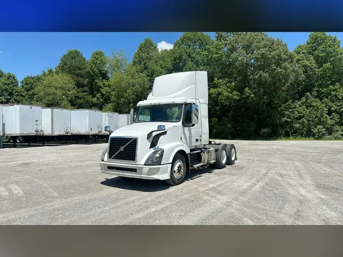 2016 Volvo VNL300