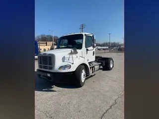 2015 Freightliner M2 112