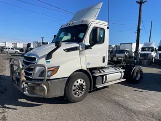 2019 FREIGHTLINER/MERCEDES NEW CASCADIA 116