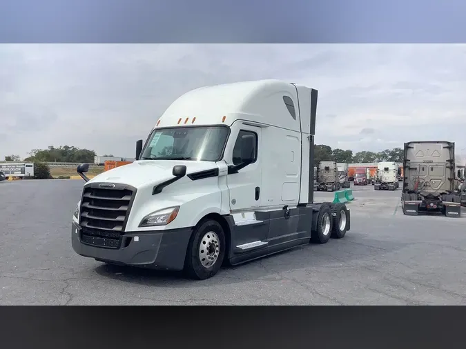2022 Freightliner Cascadia 126