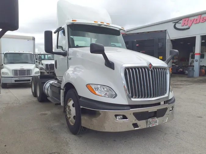 2018 NAVISTAR INTERNATIONAL LT625 DAYCAB T/A