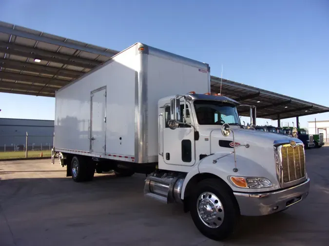 2020 Peterbilt 330