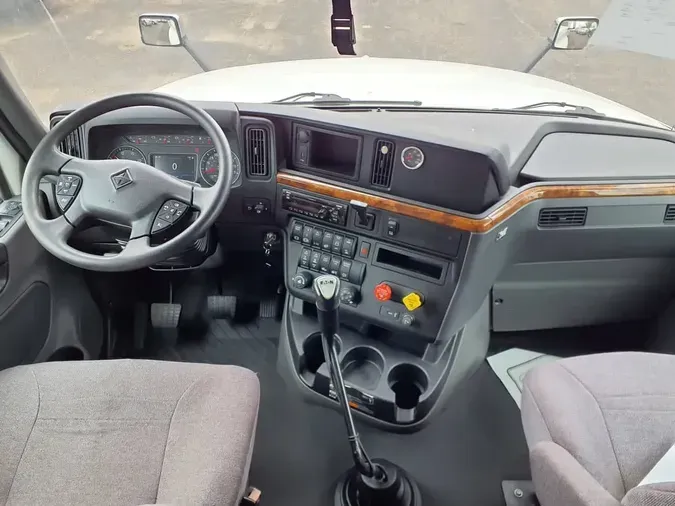 2019 NAVISTAR INTERNATIONAL LT625 SLPR CAB