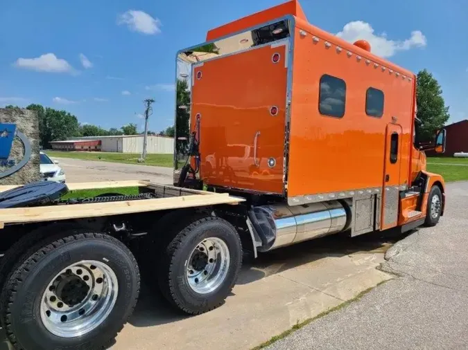 2025 Kenworth T680