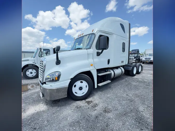 2019 FREIGHTLINER/MERCEDES CASCADIA 125b7c62049e7413b4228948fa7411cbb6d