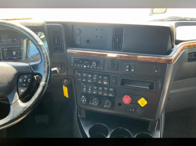 2021 INT LT625 6x4