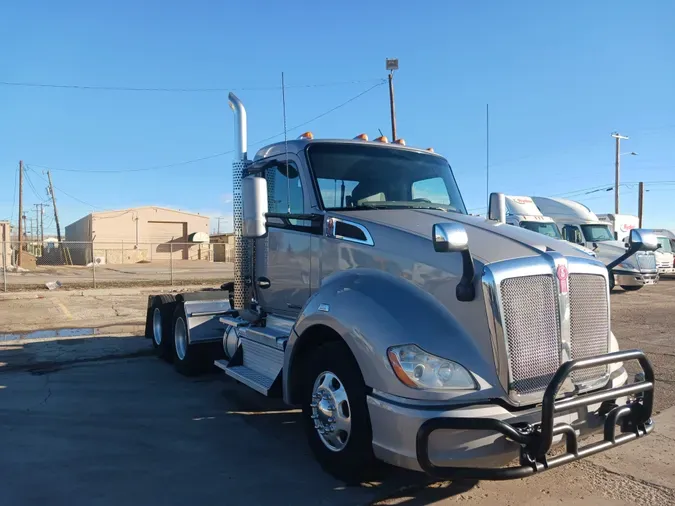 2019 KENWORTH TRUCKS T-680