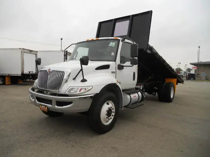 2020 International MV607