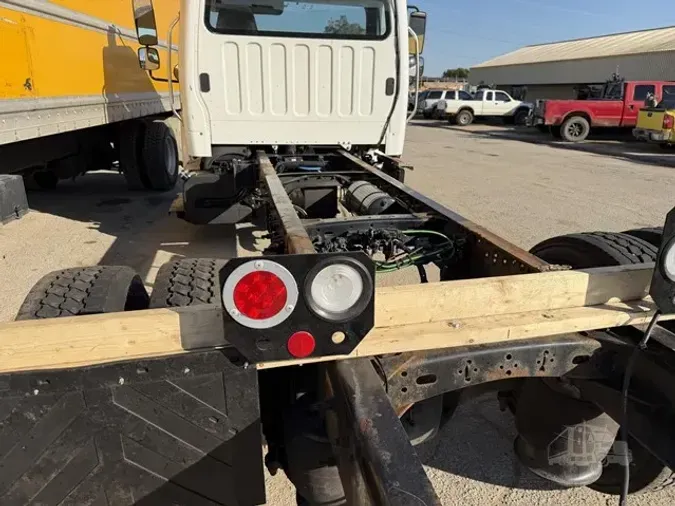 2020 FREIGHTLINER BUSINESS CLASS M2 106