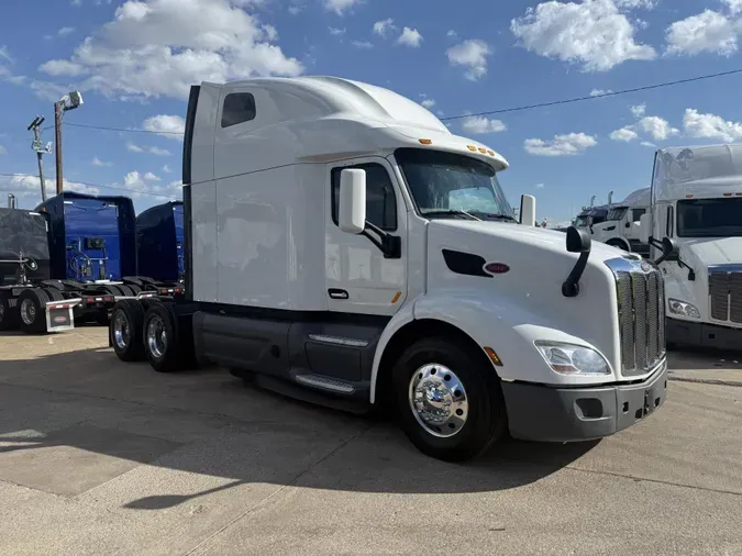 2021 Peterbilt 579