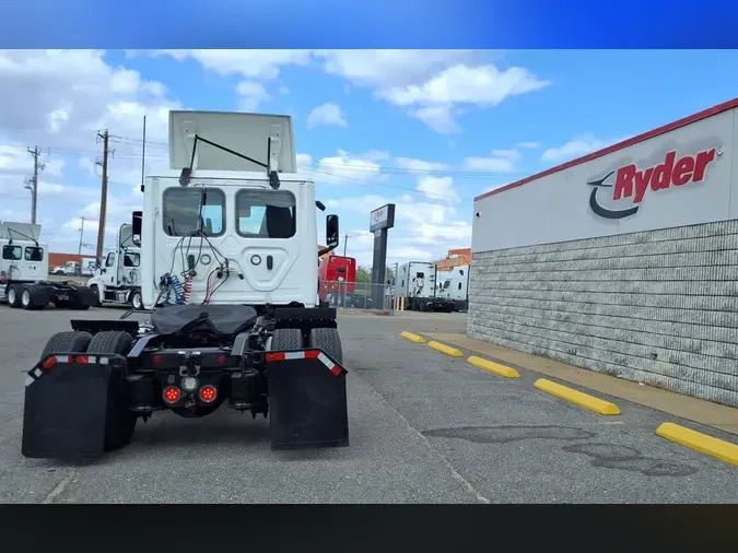 2020 FREIGHTLINER/MERCEDES NEW CASCADIA 116