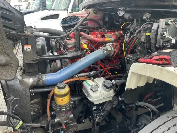 2017 FREIGHTLINER/MERCEDES M2 106