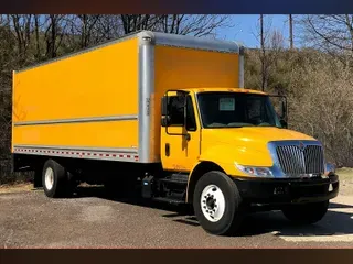 2019 International 4300 SBA 4X2