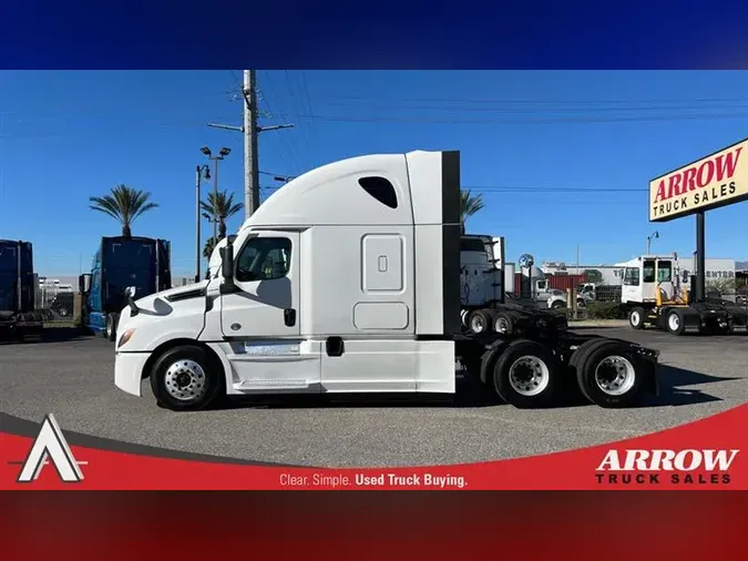 2020 FREIGHTLINER CA126b7d313a31414b0dc9acdb4dba911de75